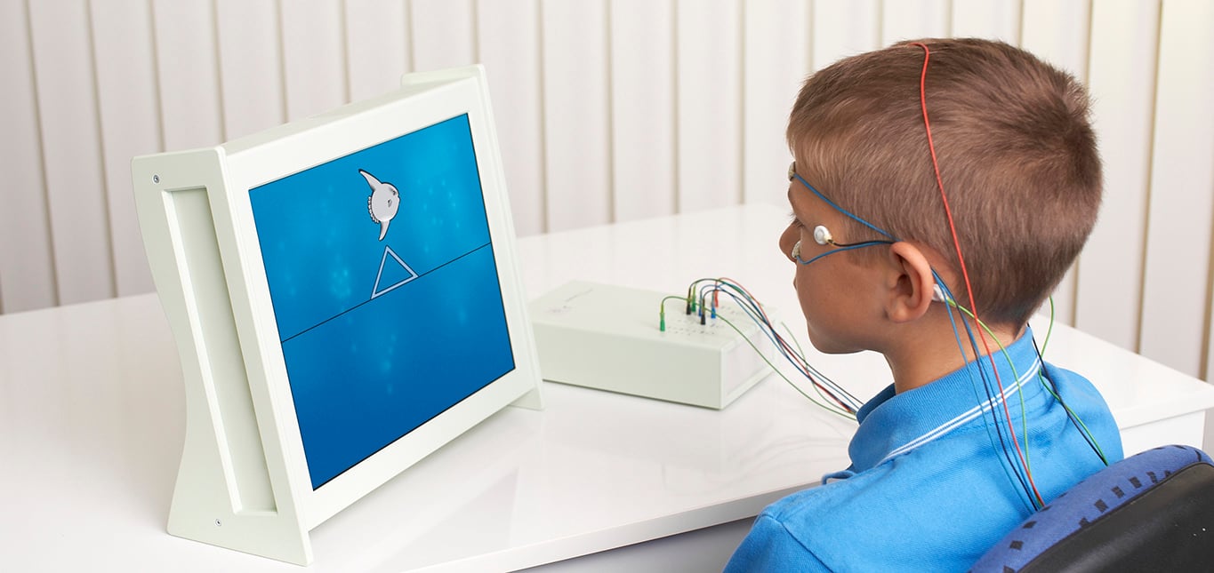 Neurofeedback_an_Jungen_Durchführung