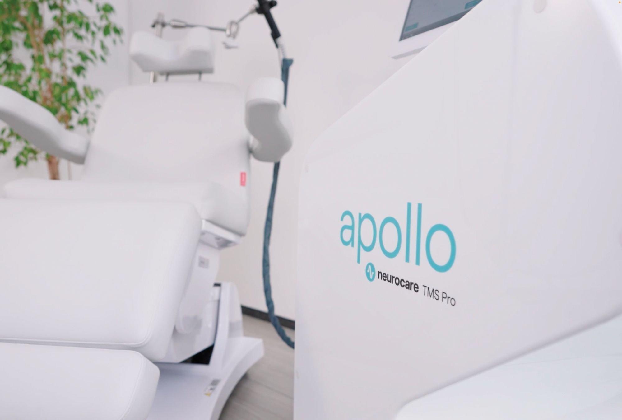 apollo-tms-pro-clinic-closeup