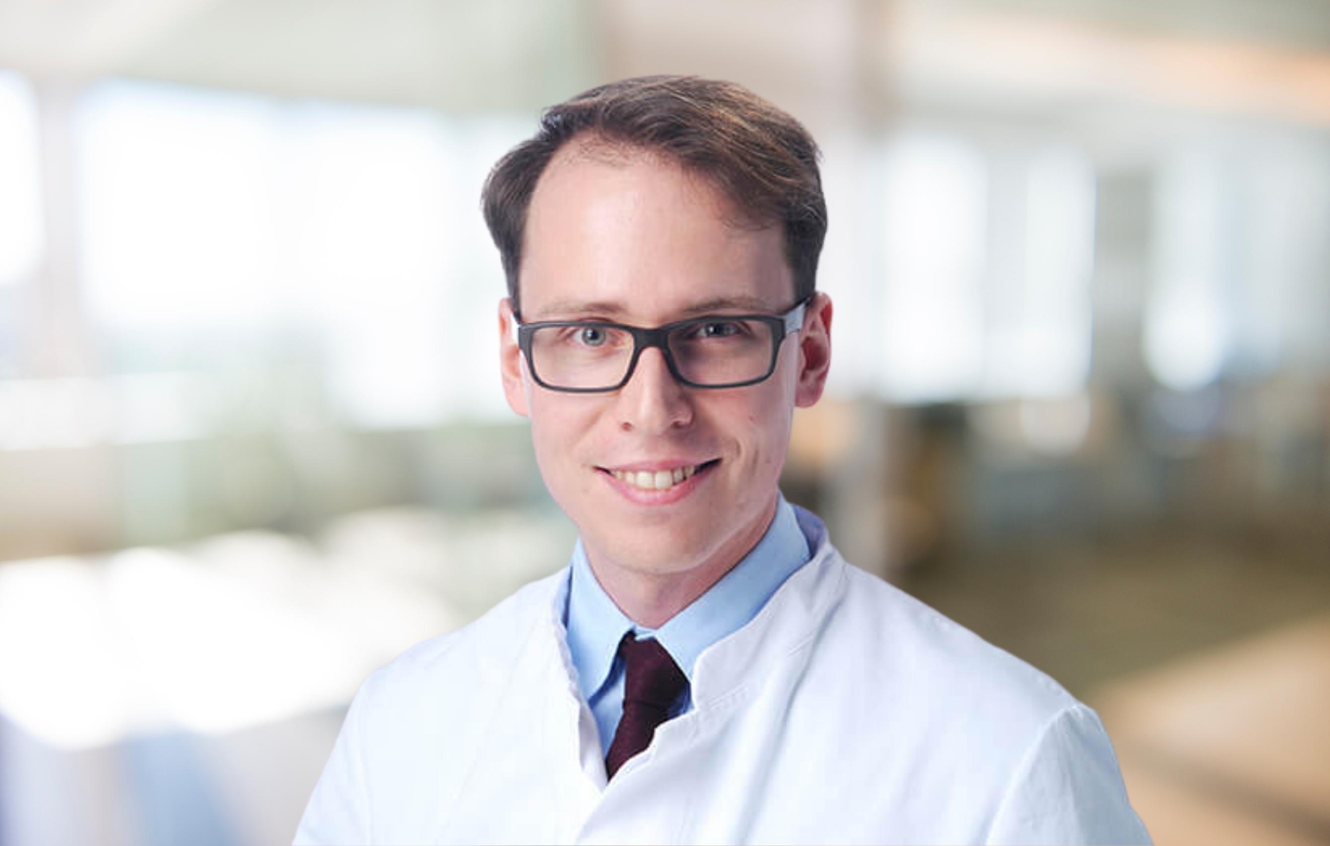Dr Wolfgang Strube