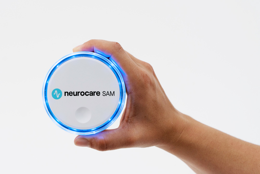 neurocare-SAM_in-hand